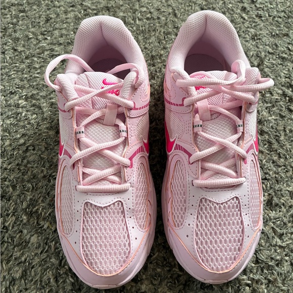 NIKE V5 RNR - Picture 5 of 5